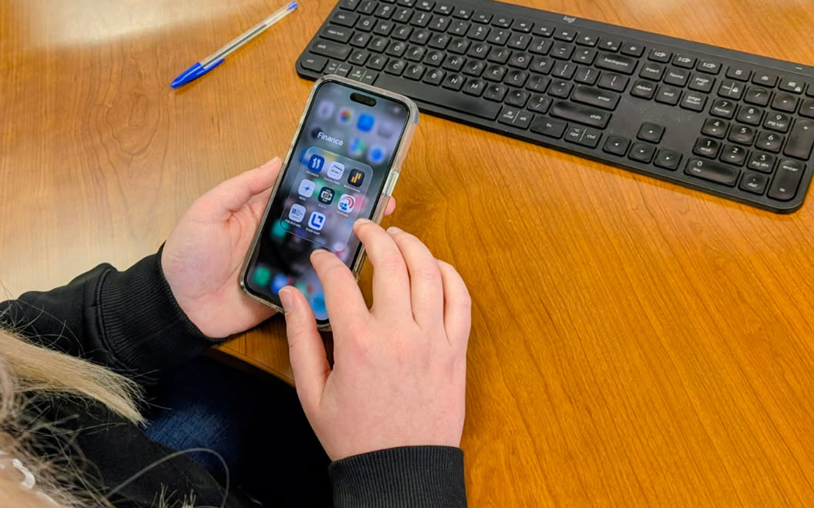 FSB employee with mobile phone
